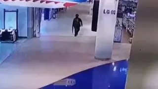 Таиландтағы атыстан 17 адам қаза тапты: сарбаз тағы 16 адамды кепілге алған