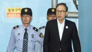 Оңтүстік Кореяның экс-президенті 17 жылға сотталды