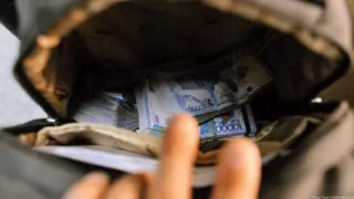 Семейдің бұрынғы бас сәулетшісіне пара алғаны үшін айыппұл салынды