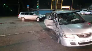 Алматыда жол апаты болып, бес адам зардап шекті