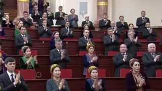 Түрікменстанның экс-президенттері өмір бойына қызметке тағайындалатын болды