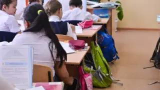 Жалаңаш ретро сұлулар