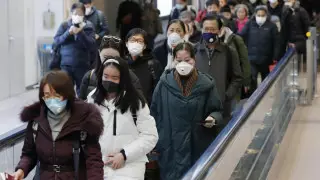 Ғалымдар кімдерде коронавирус жұқтыру қаупі төмен екенін айтты