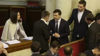 "Отставкаға!". Депутат Зеленскийді сынға алды
