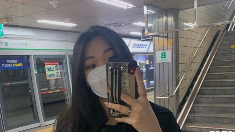 Яна Кан. Қыздың Instagram парақшасынан алынған сурет