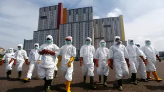 20 мың адам вакцина жасау үшін коронавирус жұқтыруға келісті