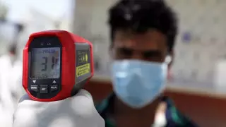 Үндістанның премьер-министрі карантин кезінде тұрғындарды йогамен айналысуға шақырды