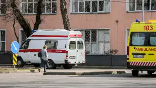 Алматыда екі адам коронавирустан жазылып шықты