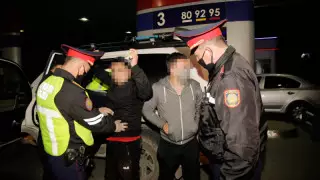 Атыраудағы түнгі таксистер жолға 5 мың теңгегеден алған