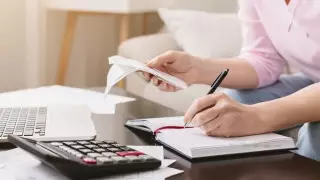 Алматыда 15 мың теңге алу үшін қосымша байланыс орталығы жұмысын бастады