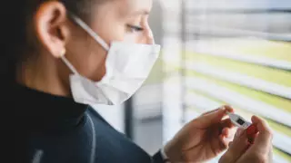 ДСМ Нұр-Сұлтан және Алматыда COVID-19 жұқтырған адамдардың көбею себебін түсіндірді