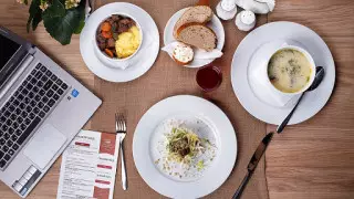 Қазақстандықтар карантин кезінде ақшаны қайда жұмсаған? Зерттеу