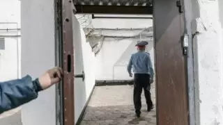 "Қара бүркіт" түрмесіндегі қызметкерлердің коронавирусты қайдан жұқтырғаны анықталды