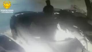 Танысының көлігін өртеп жіберген өскемендік видеоға түсіп қалды