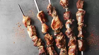 "Кәуап жегім келіп тұр": кафеден ет ұрлаған ер адам ұсталды