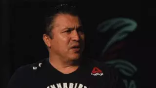 "Көзіме жас келіп тұр". Хабибтің бапкері әкесі туралы соңғы хабарды бөлісті