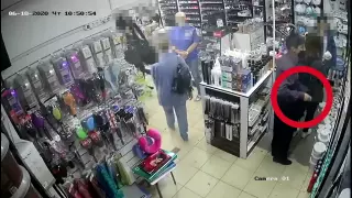 Нұр-Сұлтанда дүкендегі қалта ұрысының әрекеті видеоға түсіп қалды