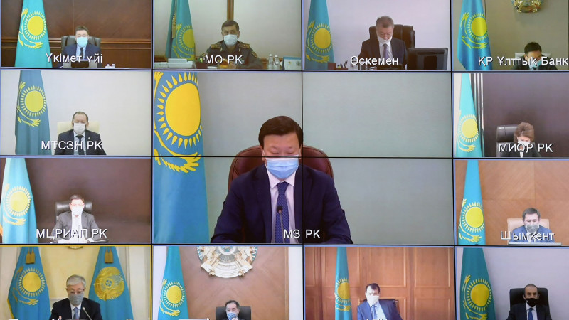 Коронавирус індетінің таралуына қарсы күрес шаралары жөніндегі кеңес. Фото: akorda.kz