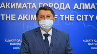 Алматының санитар дәрігері Жандарбек Бекшин коронавирус жұқтырды