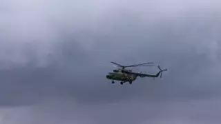 Желідегі видео. Қорғаныс министрлігі тікұшақпен у шашады деген ақпаратқа қатысты пікір білдірді