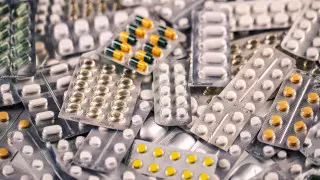 Алматыда дәрі-дәрмектің тұрақты қорын жасау үшін 5 миллиард теңге бөлінді - Сағынтаев