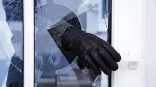 ШҚО-да ұры тонамақ болған үйінде ұйықтап қалған