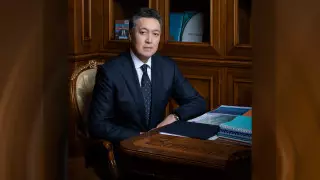 Асқар Мамин Жақсылық Үшкемпіровтің жақындарына көңіл айтты