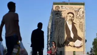 Қазақстандықтар 10 тамыз, Абай күнінде демала ма?