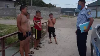 Түркістан облысында карантинге қарамастан суға шомылған жүзден аса адам анықталды