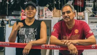 Головкиннің экс-бапкерімен жаттыға бастаған абсолют чемпион барлық белбеуінен айырылды