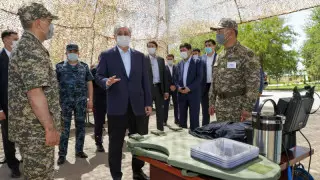 Тоқаев Арыстағы әскери полигонға барды