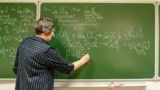 Мұғалімдердің құқығын бұзған ата-аналар жазаланады - Аймағамбетов