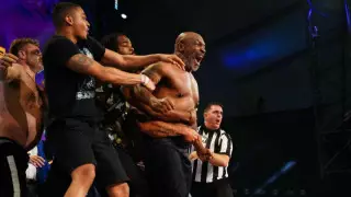 Майк Тайсон алдағы жекпе-жекке дайындығын көрсетті