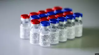 Министрлік ресейлік вакцинаны кімдерге салуға болмайтынын айтты