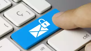 Маман e-mail-ді кім және не үшін бұғаттай алатынын айтты