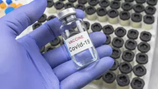 Коронавирусқа қарсы вакцинаны қандай ауруы бар науқастарға салуға болмайтыны айтылды