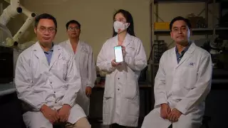 Ғалымдар COVID-19 белгілерін анықтай алатын маска ойлап тапты