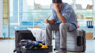 Әуежайда чемоданыңызды бүлінуден сақтаудың оңай әдісі табылды