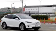 Илон Маск Tesla-ның бюджеттік моделі қашан шығатынын айтты