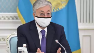 Қайырымдылық қорларына түсетін қаржының ашықтығын қамтамасыз ету керек - Президент