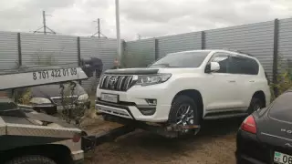 Алимент төлемегені үшін жаңа Toyota Prado көлігінен айырылған ер адам істі болды