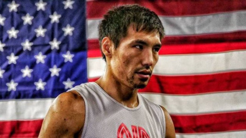 Жәнібек Әлімханұлы. Сурет: Top Rank©