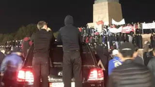 Бішкектегі тәртіпсіздік: Қырғызстанда түнде жағдай қалай болды?