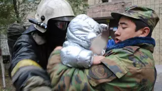 Қарағандыда көпқабатты үйден өрт шығып, үш адам қаза тапты