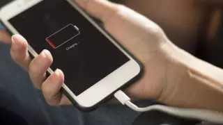 Сарапшы смартфон қандай жағдайларда жарылып кетуі мүмкін екенін айтты