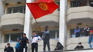 Қырғызстан парламентінде қайта сайлау қашан өтетіні айтылды