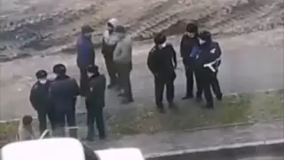 Қарағандыда ер адамды белгісіз біреу көшеде пышақтап кеткен