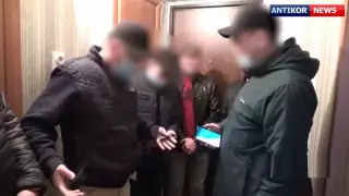 СҚО әкімдігінің қызметкері пара алды деген күдікке ілінді