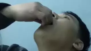 Түркістан облысында сотталушы шеге жұтып қойды