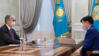 Тоқаев Жоғарғы сот төрағасын қабылдады